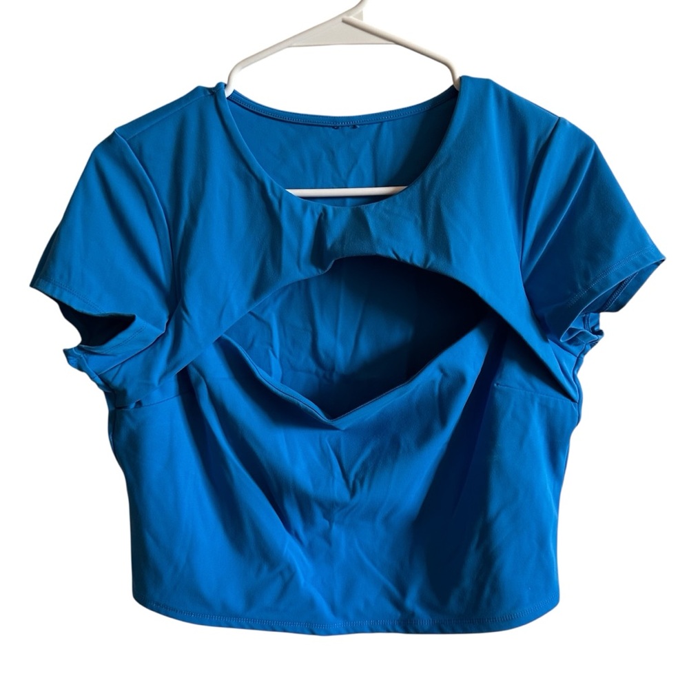 Garage Women’s Cutout Crop Top